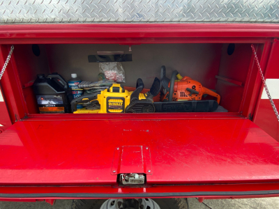 Brush 9 - Drivers side middle compartment