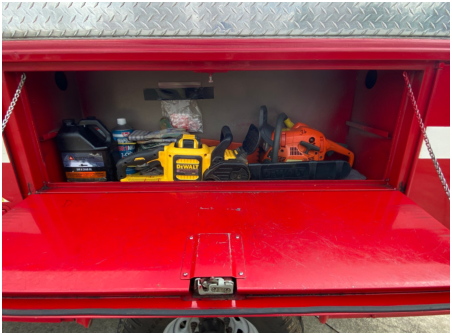 Brush 9 - Drivers side middle compartment