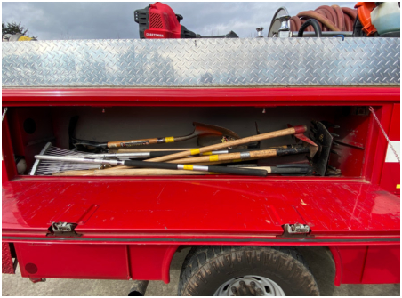 Brush 9 - Passenger side middle compartment