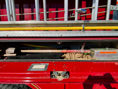 Engine 4 - Passengers side middle compartment