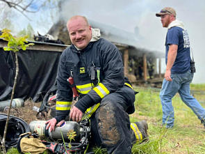 Firefighters training in Live burn event