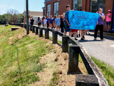 Sandy Ridge Elementary EOG Parade