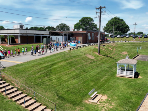 Sandy Ridge Elementary EOG Parade