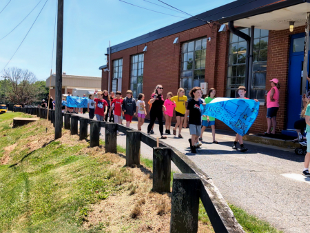 Sandy Ridge Elementary EOG Parade